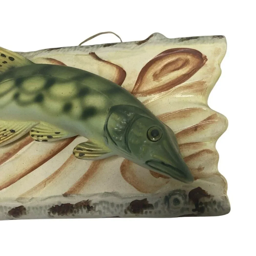 2 VTG ArtMark Japan Fish Wall Plaques 3D plaster Hand painted 6.5